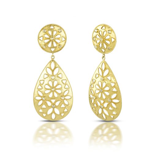 Filigree diamond earrings in 18KT gold